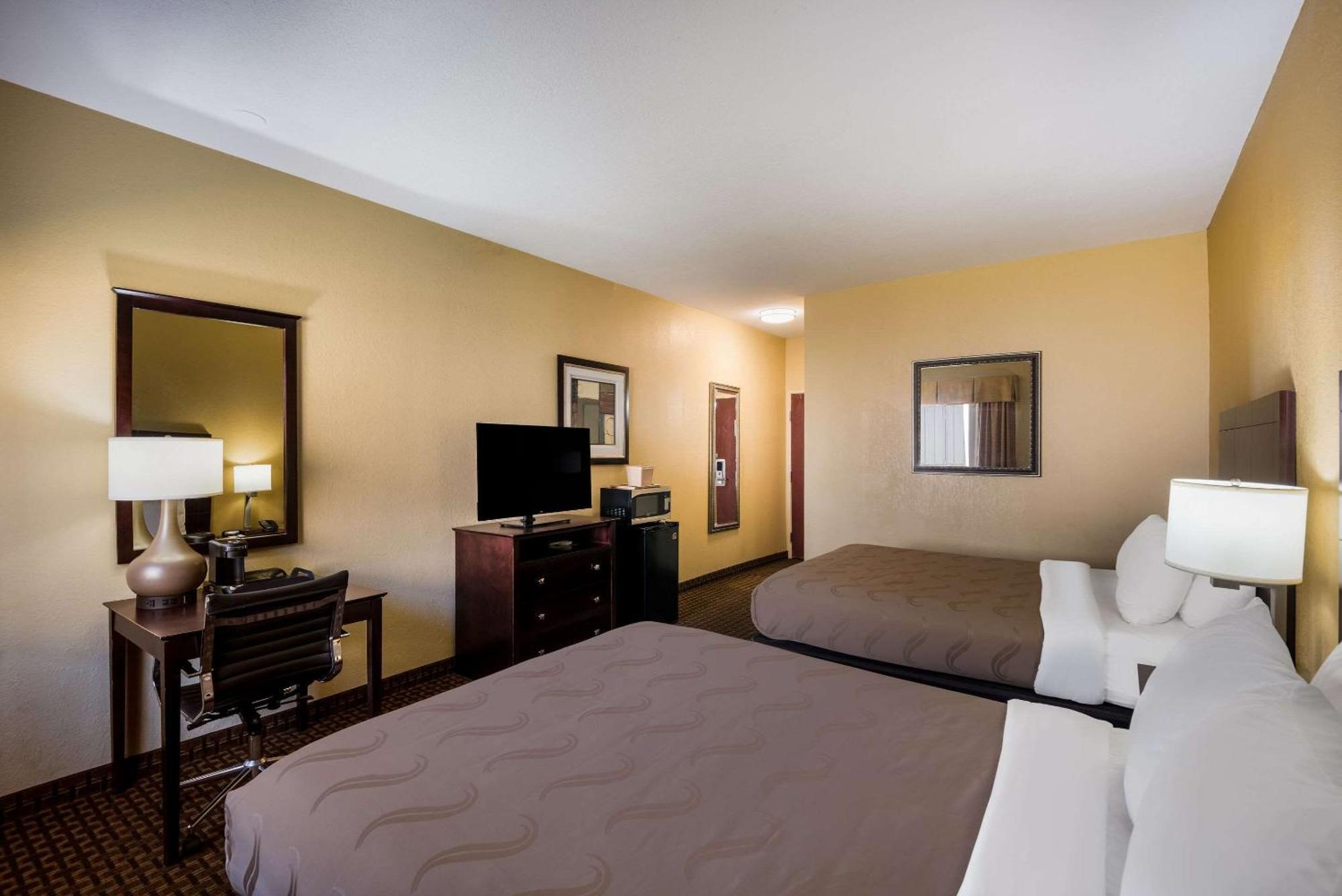 Quality Inn Des Moines Buitenkant foto