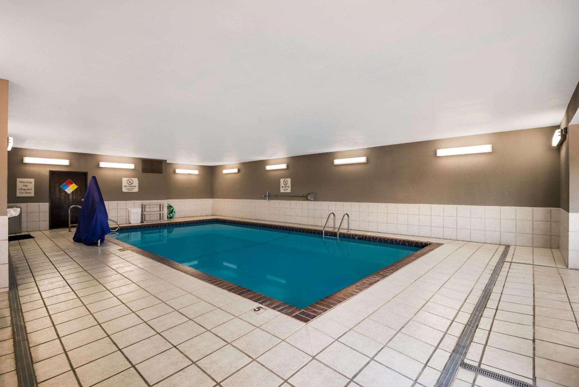 Quality Inn Des Moines Buitenkant foto