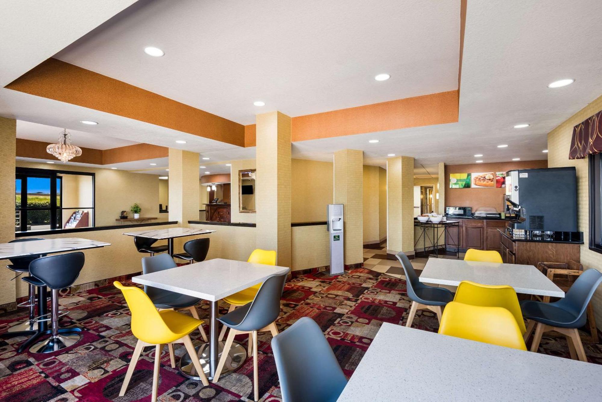 Quality Inn Des Moines Buitenkant foto