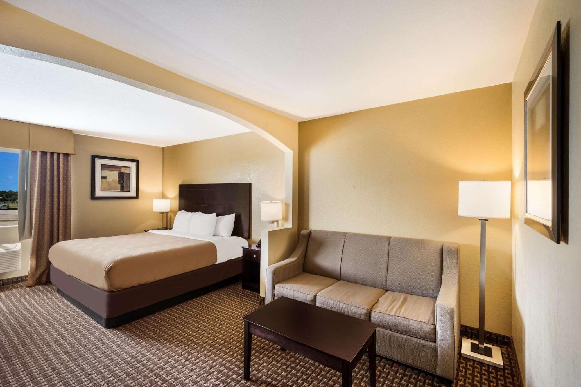 Quality Inn Des Moines Buitenkant foto